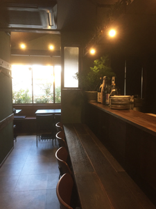 大阪天王寺区にある［Dining 花］