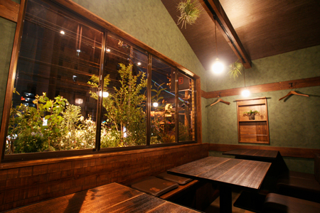 大阪天王寺区にある［Dining 花］