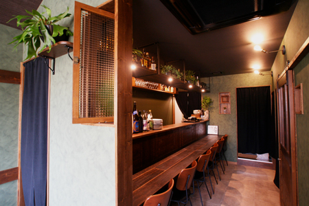 大阪天王寺区にある［Dining 花］